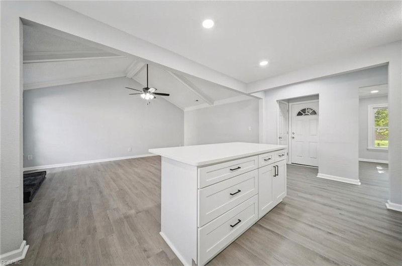 Photo 14 of 37 residential for sale in Virginia Beach virginia