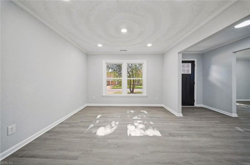 Photo 15 of 37 residential for sale in Virginia Beach virginia
