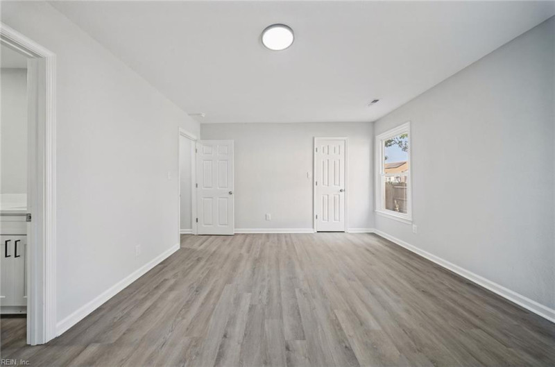 Photo 27 of 37 residential for sale in Virginia Beach virginia