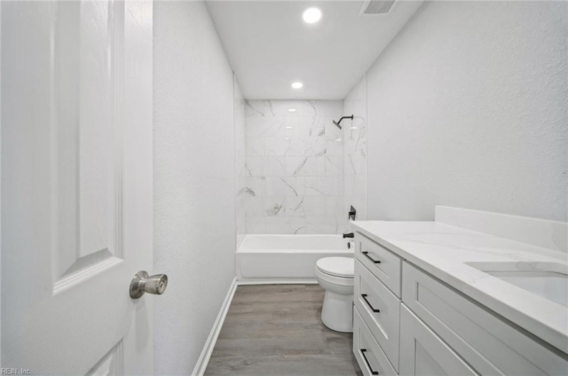 Photo 29 of 37 residential for sale in Virginia Beach virginia