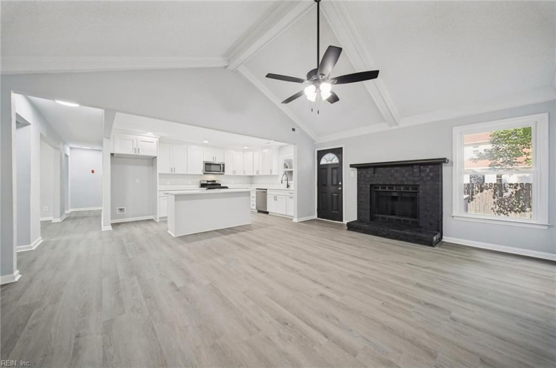 Photo 8 of 37 residential for sale in Virginia Beach virginia