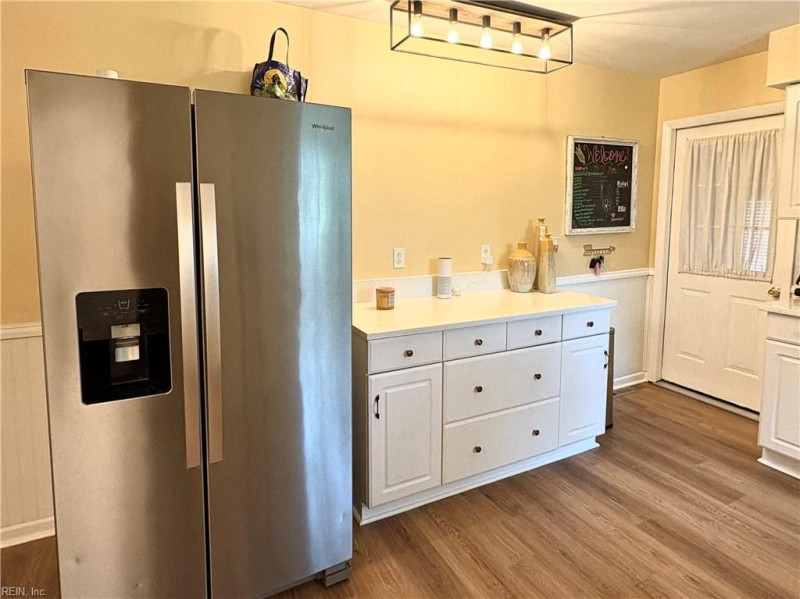 Photo 17 of 47 residential for sale in Portsmouth virginia