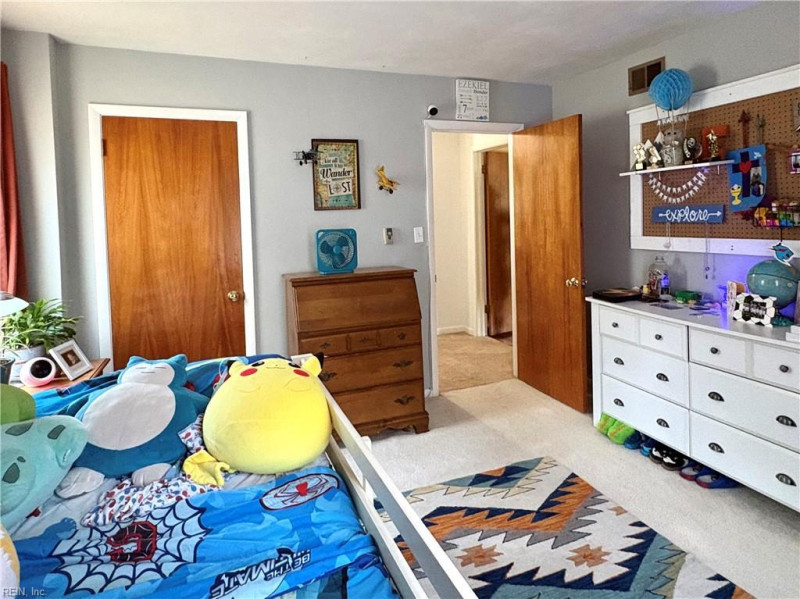 Photo 31 of 47 residential for sale in Portsmouth virginia