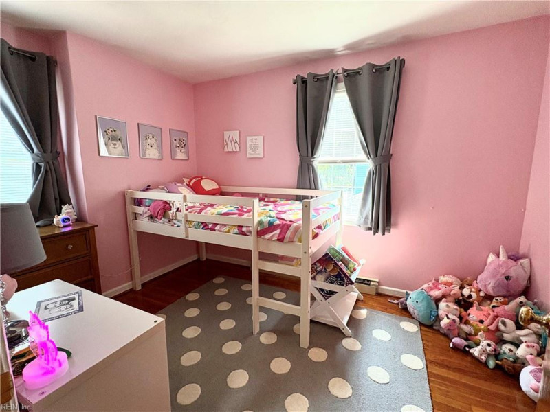 Photo 32 of 47 residential for sale in Portsmouth virginia