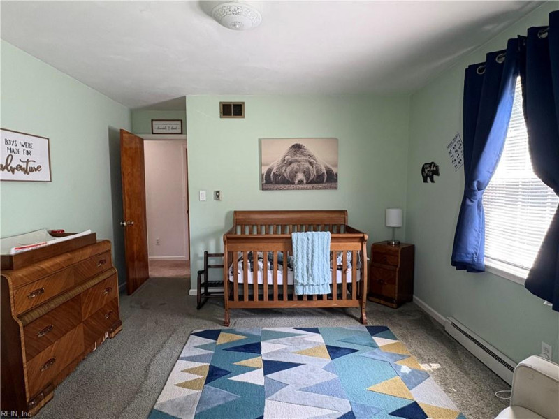 Photo 35 of 47 residential for sale in Portsmouth virginia