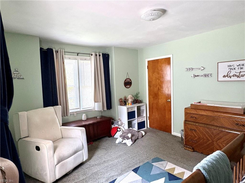 Photo 36 of 47 residential for sale in Portsmouth virginia