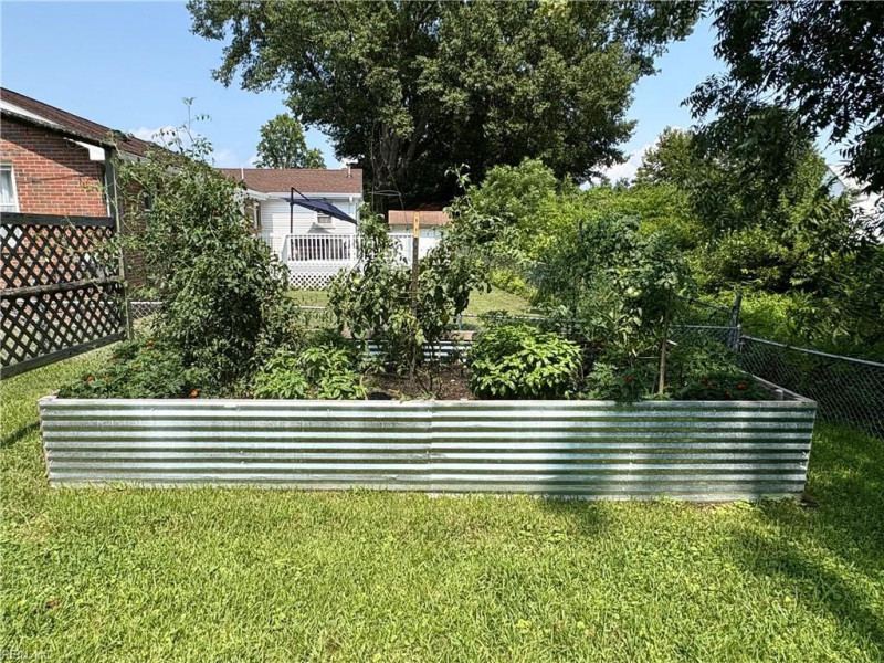 Photo 45 of 47 residential for sale in Portsmouth virginia