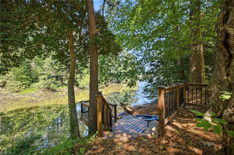 Photo 4 of 47 residential for sale in Gloucester County virginia Photo 4 of 47 residential for sale in Gloucester County virginia