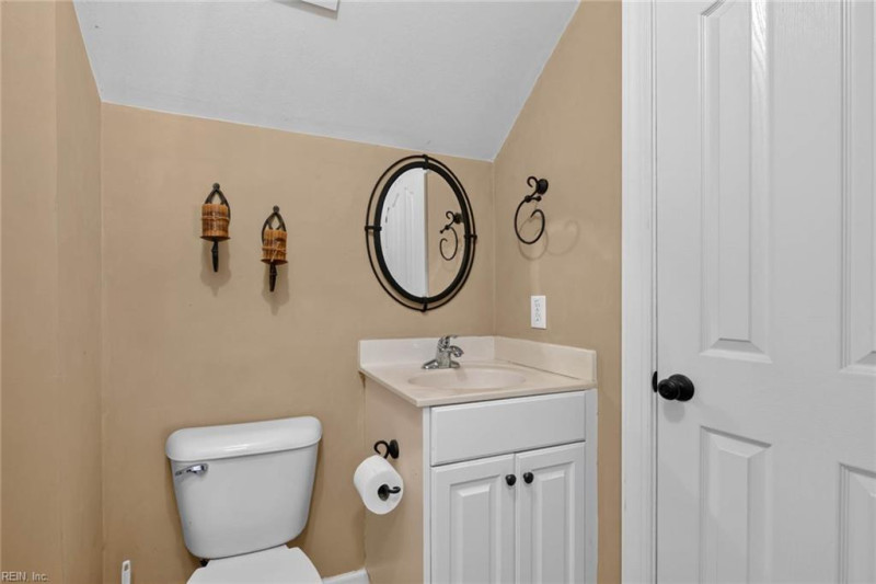 Photo 36 of 50 residential for sale in Chesapeake virginia Photo 36 of 50 residential for sale in Chesapeake virginia