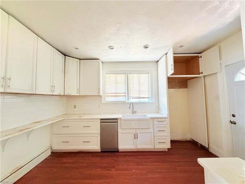 Photo 2 of 8 residential for sale in Norfolk virginia Photo 2 of 8 residential for sale in Norfolk virginia
