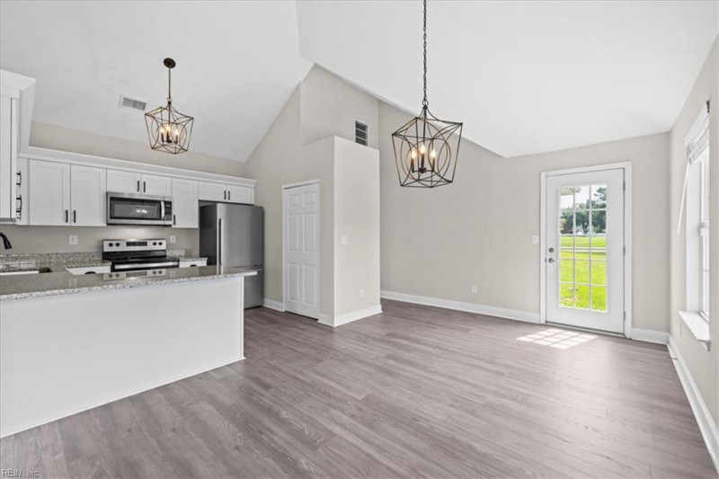 Photo 11 of 37 residential for sale in Suffolk virginia
