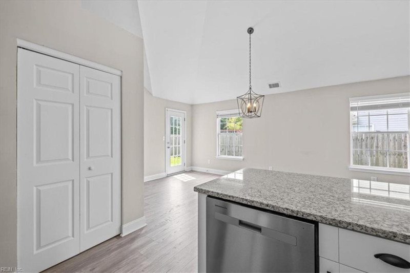 Photo 16 of 37 residential for sale in Suffolk virginia
