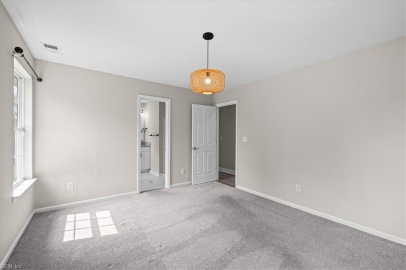 Photo 19 of 37 residential for sale in Suffolk virginia