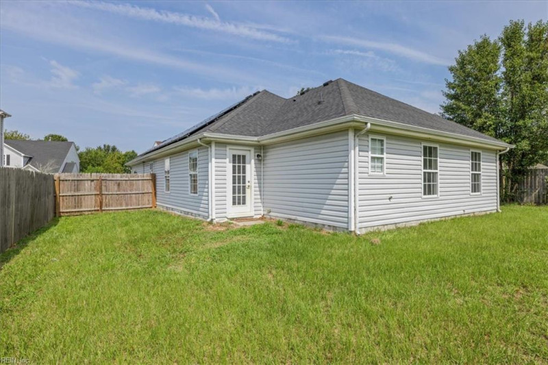 Photo 34 of 37 residential for sale in Suffolk virginia