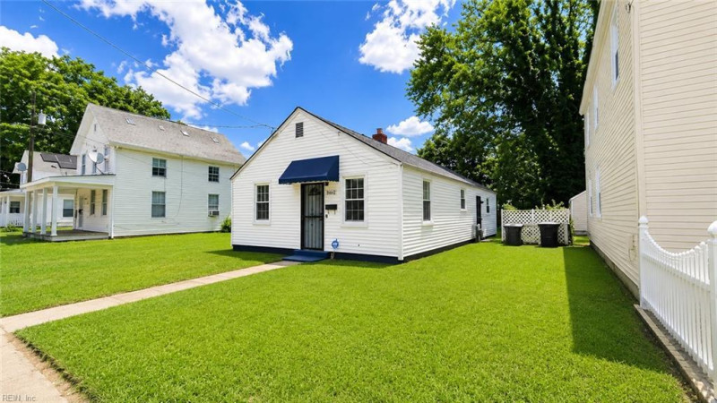 Photo 2 of 9 rental for rent in Hampton virginia