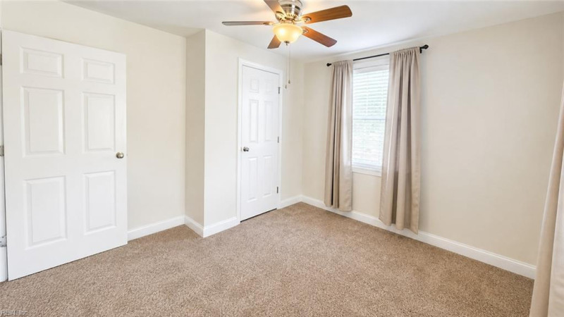 Photo 6 of 9 rental for rent in Hampton virginia