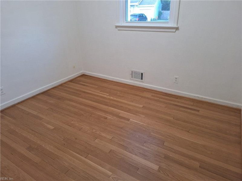 Photo 16 of 28 residential for sale in Chesapeake virginia Photo 16 of 28 residential for sale in Chesapeake virginia