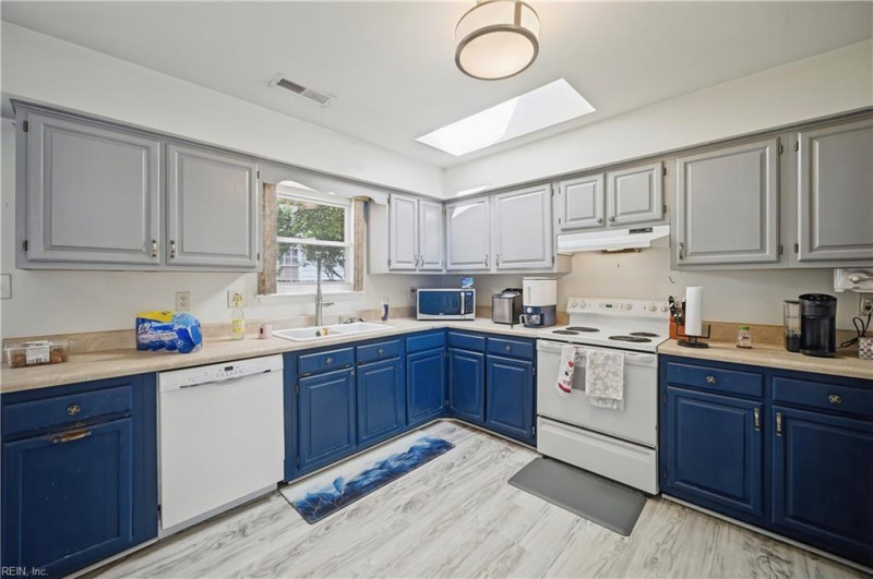 Photo 11 of 30 residential for sale in Norfolk virginia Photo 11 of 30 residential for sale in Norfolk virginia