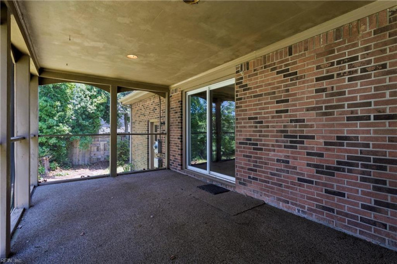 Photo 37 of 50 residential for sale in Chesapeake virginia