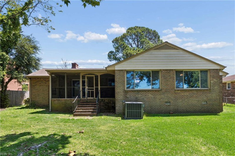 Photo 42 of 50 residential for sale in Chesapeake virginia