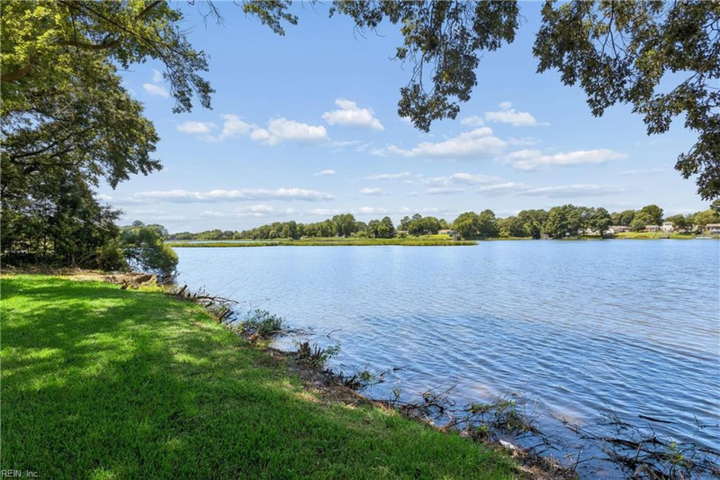 Photo 44 of 50 residential for sale in Chesapeake virginia