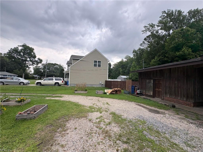 Photo 36 of 39 residential for sale in Chesapeake virginia Photo 36 of 39 residential for sale in Chesapeake virginia