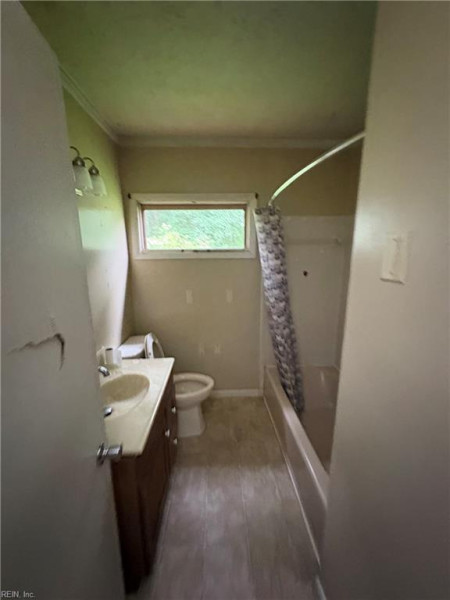 Photo 8 of 39 residential for sale in Chesapeake virginia Photo 8 of 39 residential for sale in Chesapeake virginia