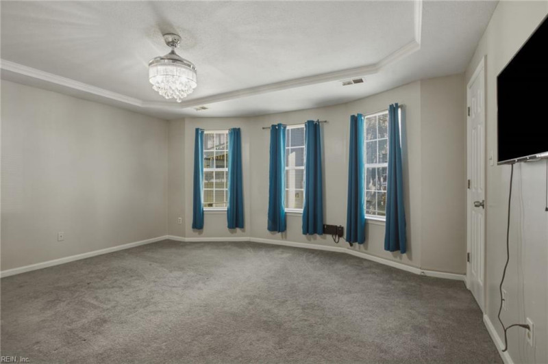 Photo 21 of 28 residential for sale in Chesapeake virginia