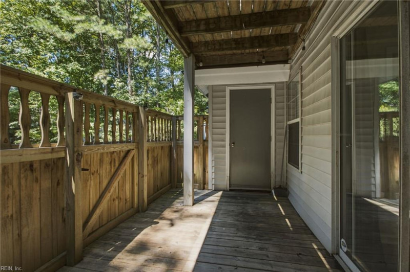 Photo 25 of 28 residential for sale in Chesapeake virginia