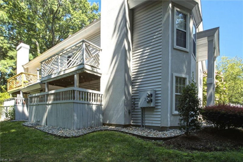 Photo 27 of 28 residential for sale in Chesapeake virginia