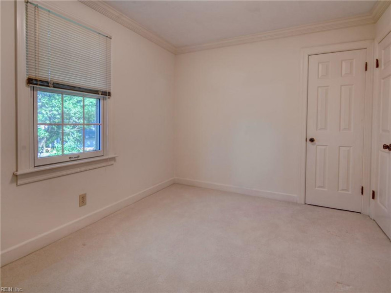 Photo 39 of 48 residential for sale in Chesapeake virginia Photo 39 of 48 residential for sale in Chesapeake virginia