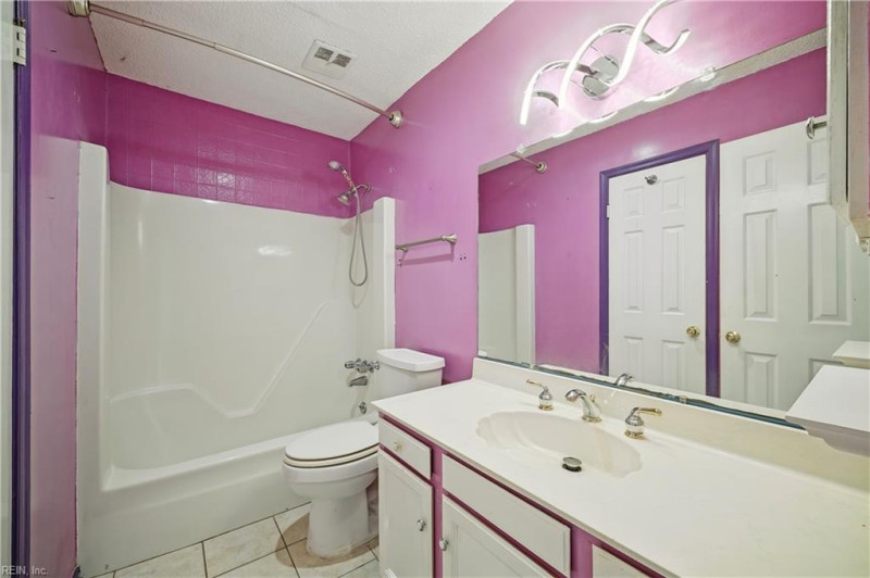 Photo 16 of 43 residential for sale in Chesapeake virginia Photo 16 of 43 residential for sale in Chesapeake virginia