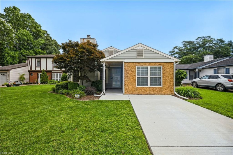 Photo 3 of 43 residential for sale in Chesapeake virginia Photo 3 of 43 residential for sale in Chesapeake virginia