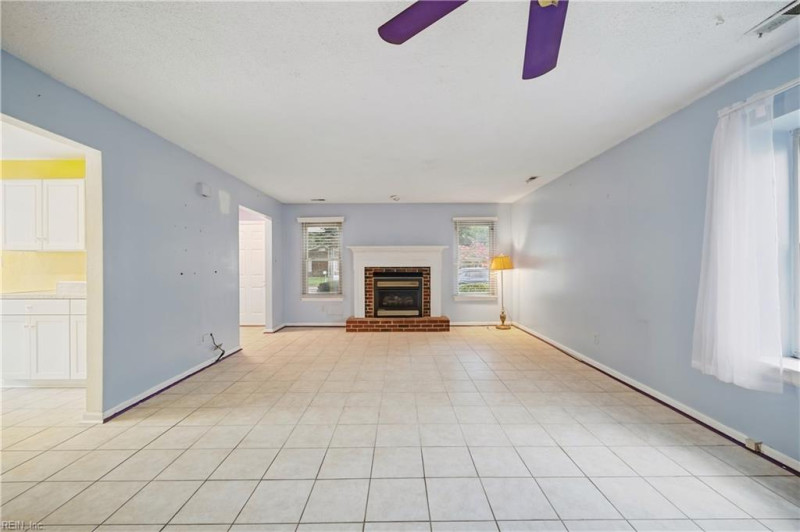 Photo 9 of 43 residential for sale in Chesapeake virginia Photo 9 of 43 residential for sale in Chesapeake virginia