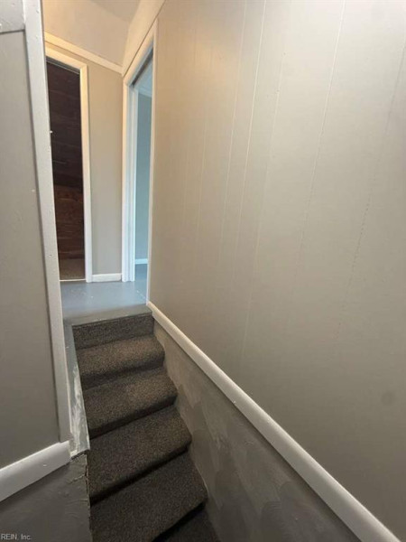 Photo 18 of 26 residential for sale in Portsmouth virginia