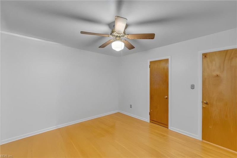 Photo 24 of 40 residential for sale in Hampton virginia