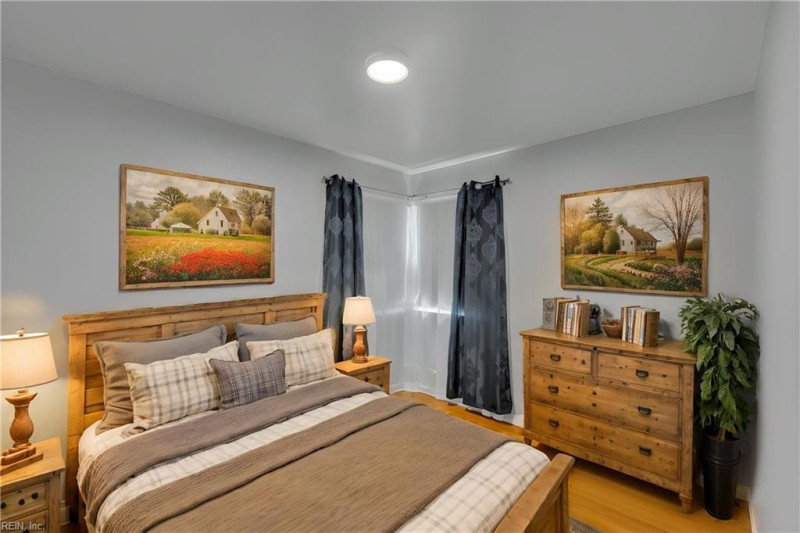 Photo 26 of 40 residential for sale in Hampton virginia