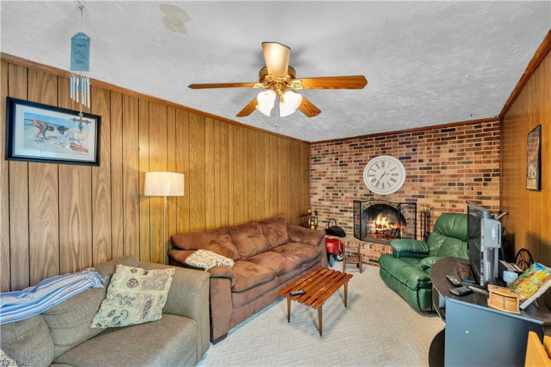 Photo 32 of 40 residential for sale in Hampton virginia