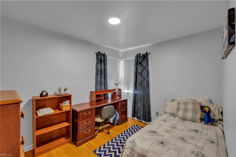 Photo 39 of 40 residential for sale in Hampton virginia