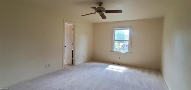 Photo 13 of 20 residential for sale in Virginia Beach virginia