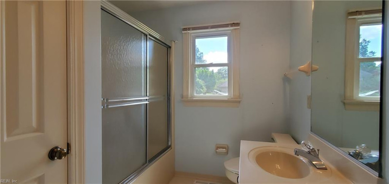 Photo 15 of 20 residential for sale in Virginia Beach virginia