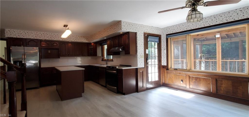 Photo 8 of 20 residential for sale in Virginia Beach virginia
