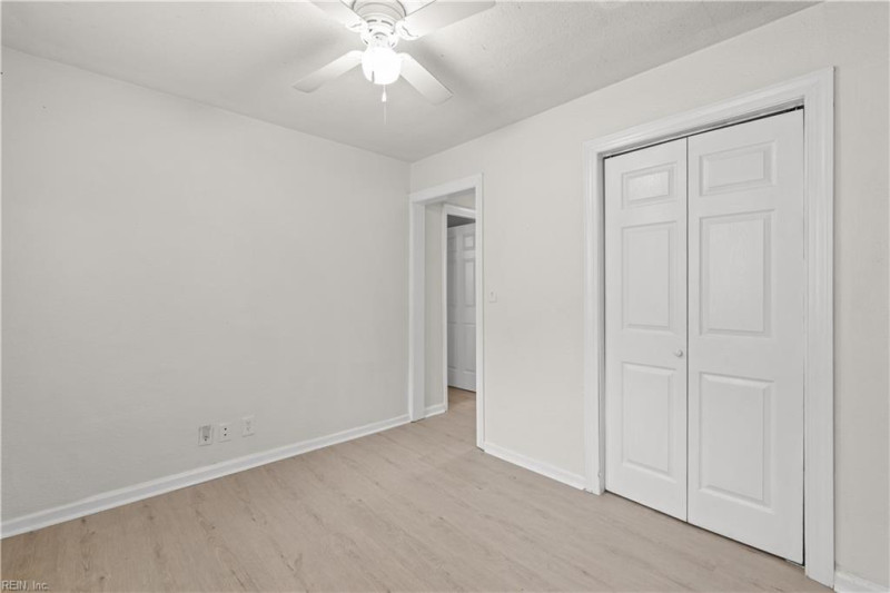 Photo 12 of 33 residential for sale in Norfolk virginia