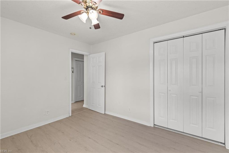 Photo 15 of 33 residential for sale in Norfolk virginia