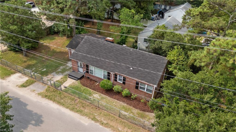 Photo 24 of 33 residential for sale in Norfolk virginia
