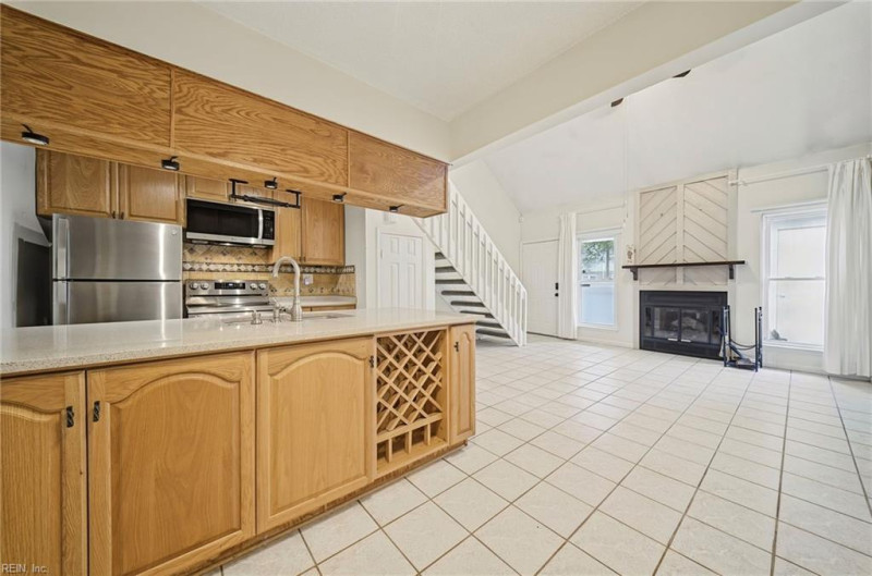 Photo 12 of 31 residential for sale in Norfolk virginia