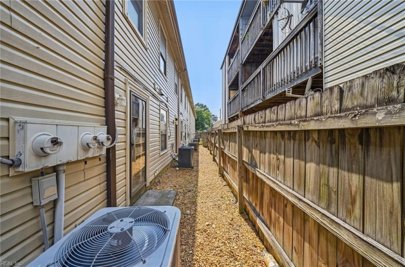 Photo 27 of 31 residential for sale in Norfolk virginia