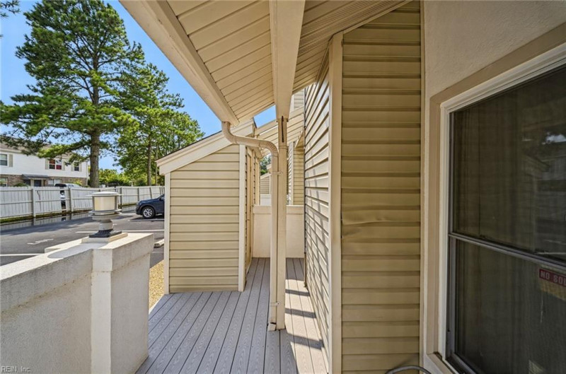Photo 6 of 31 residential for sale in Norfolk virginia