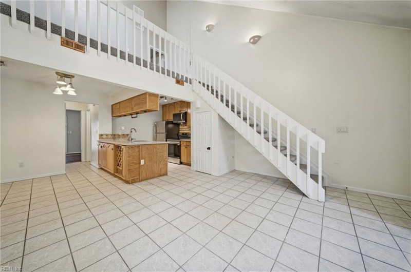 Photo 9 of 31 residential for sale in Norfolk virginia
