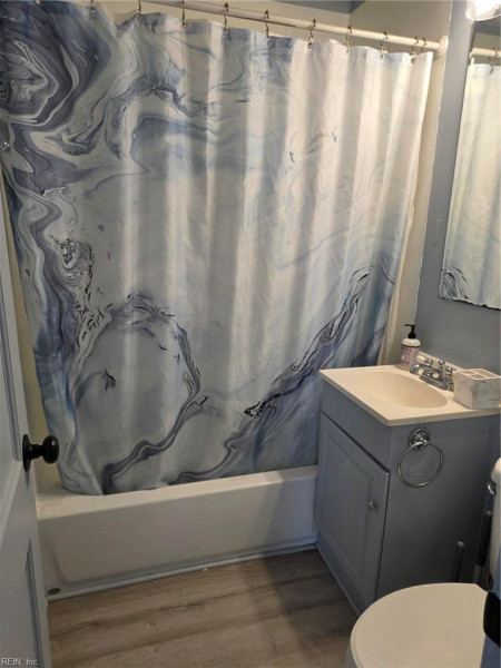 Photo 15 of 18 residential for sale in Hampton virginia